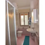 Delightful Two-room Flat Next To The Бібіоне