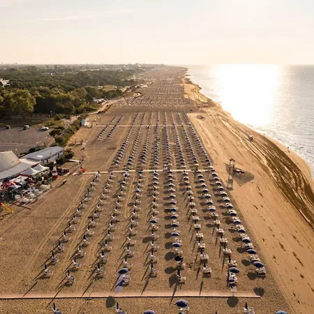 Delightful Two-room Flat Next To The * Бібіоне