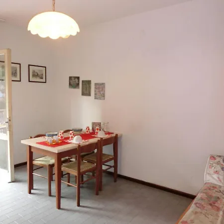 Apartment Delightful Two-room Flat Next To The *