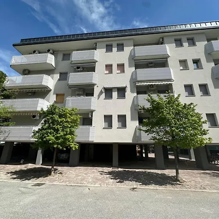 Delightful Two-room Flat Next To The * Bibione