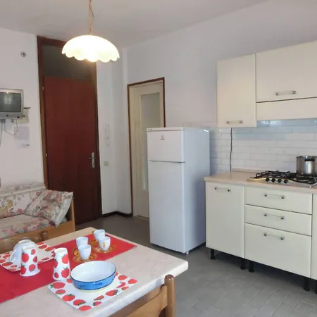 Delightful Two-room Flat Next To The